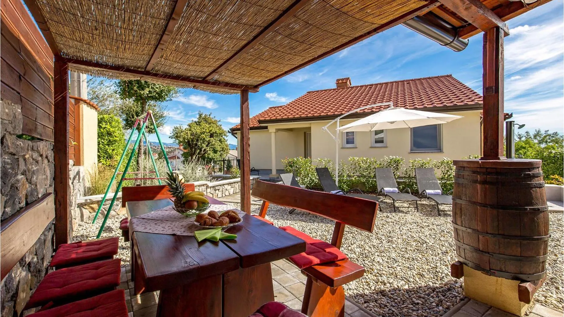 Beautiful Home In Matulji With Wifi 0*,